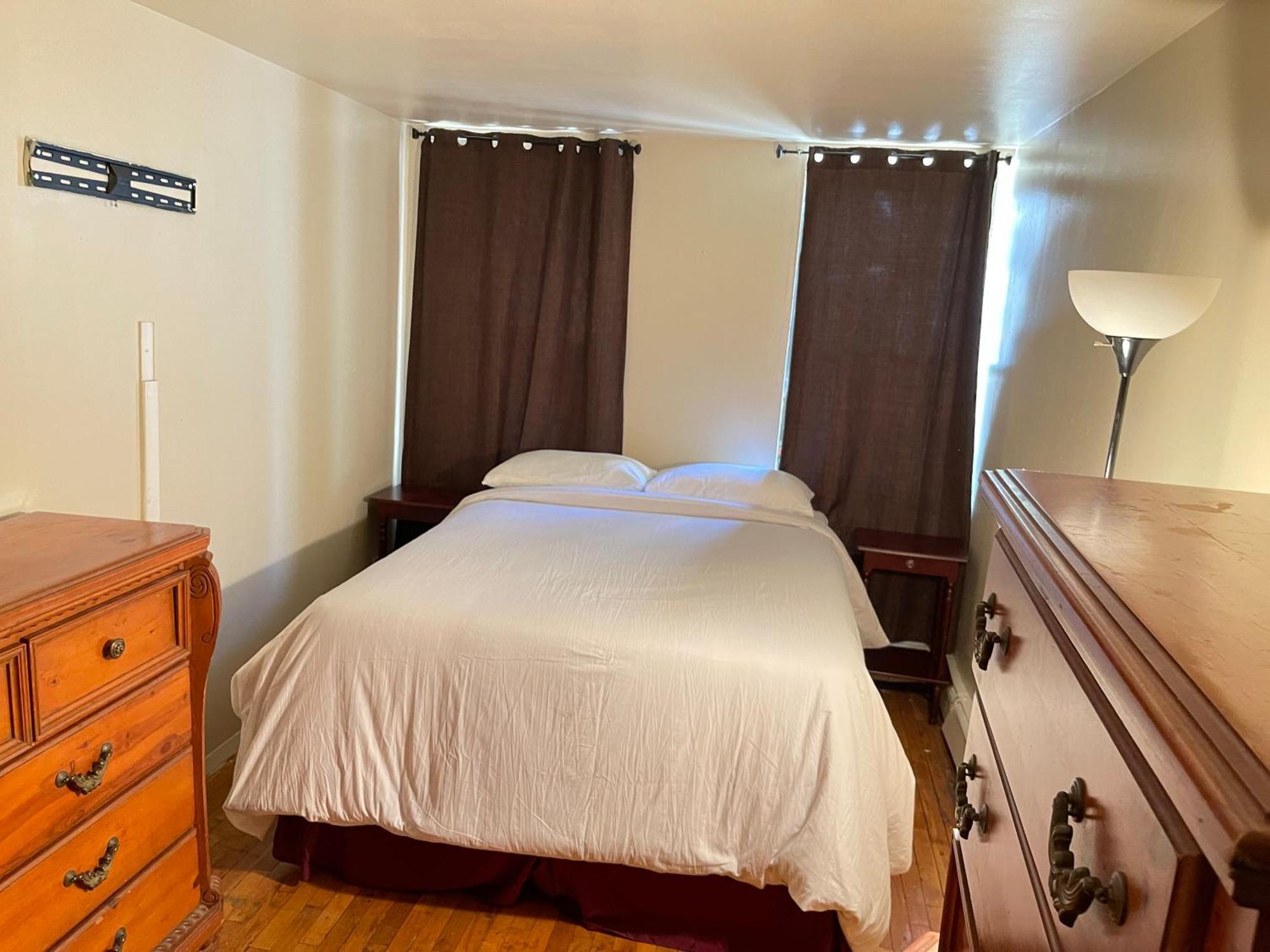 One Bedroom By Month Next To Bronx Zoo Pangsapuri *